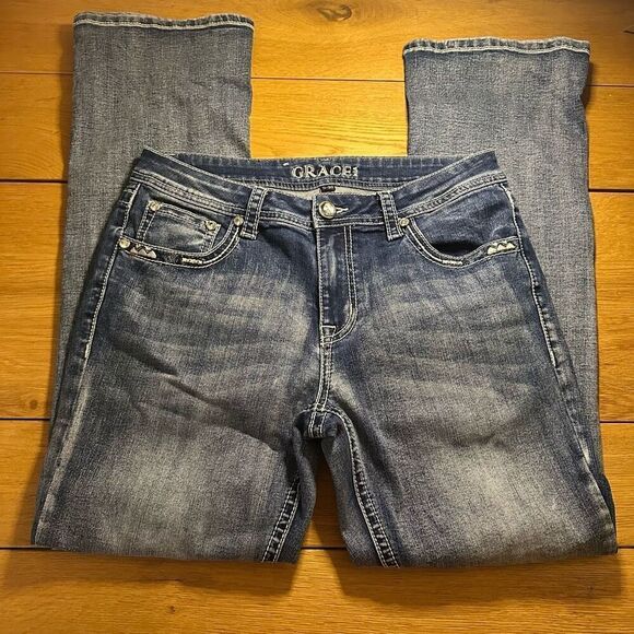 Grace in LA embellished jeans 11/30 - Picture 2 of 14
